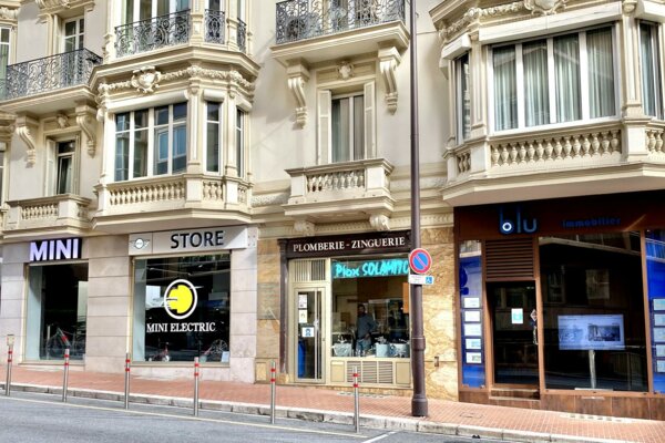 MONACO CENTRE MURS COMMERCIAUX LIBRES