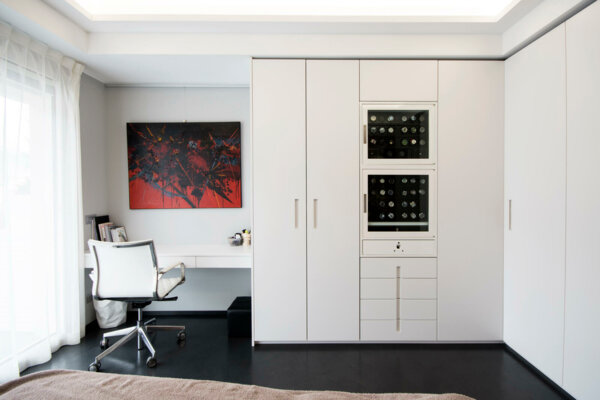 MONACO PORT HERCULE RUSCINO 4 PIECES AVEC UNE VUE SUR LE PORT